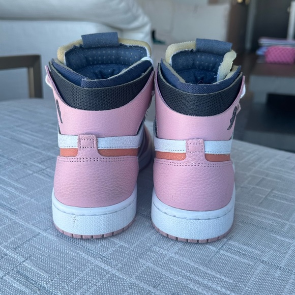 Jordan 1 High Zoom Air CMFT Pink Glaze Cactus Flower - Picture 5 of 6